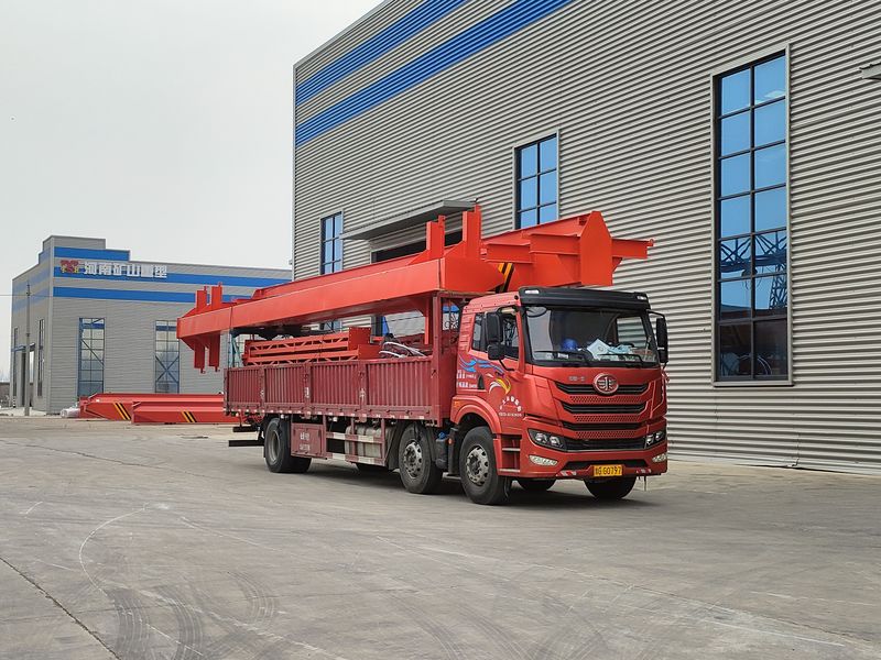2臺(tái)電動(dòng)葫蘆門式起重機(jī) MHxh10t—13m 發(fā)往河南焦作交付客戶使用。